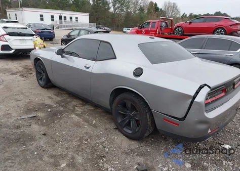 2016 Dodge Challenger Sxt из США, поврежденный, VIN 2C3CDZAGXGH351929